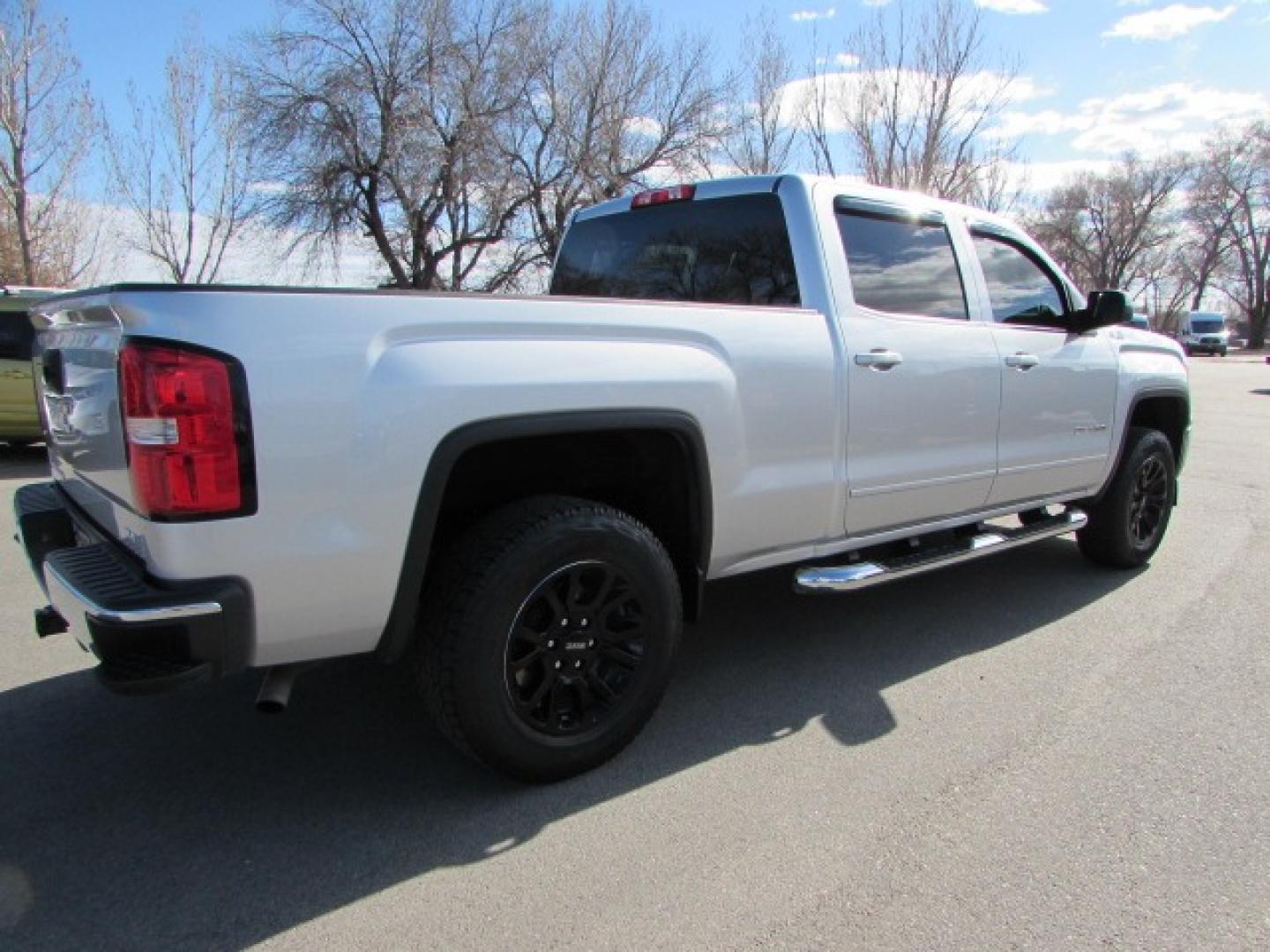 2014 Silver /Gray GMC Sierra 1500 SLE Z71 (3GTU2UEC1EG) with an 5.3 V8 engine, 6 speed automatic transmission, located at 4562 State Avenue, Billings, MT, 59101, (406) 896-9833, 45.769516, -108.526772 - 2014 GMC Sierra 1500 SLE Z71 Crew Cab 4WD - Low miles! 5.3L Ecotec3 V8 OHV 16V FFV engine - 6 speed automatic transmission - 4WD - 86,753 miles - Montana unit! SLE package - Z71 off road package - dual zone climate control - air conditioning - tilt steering wheel - cruise control - touchscreen - Photo#3